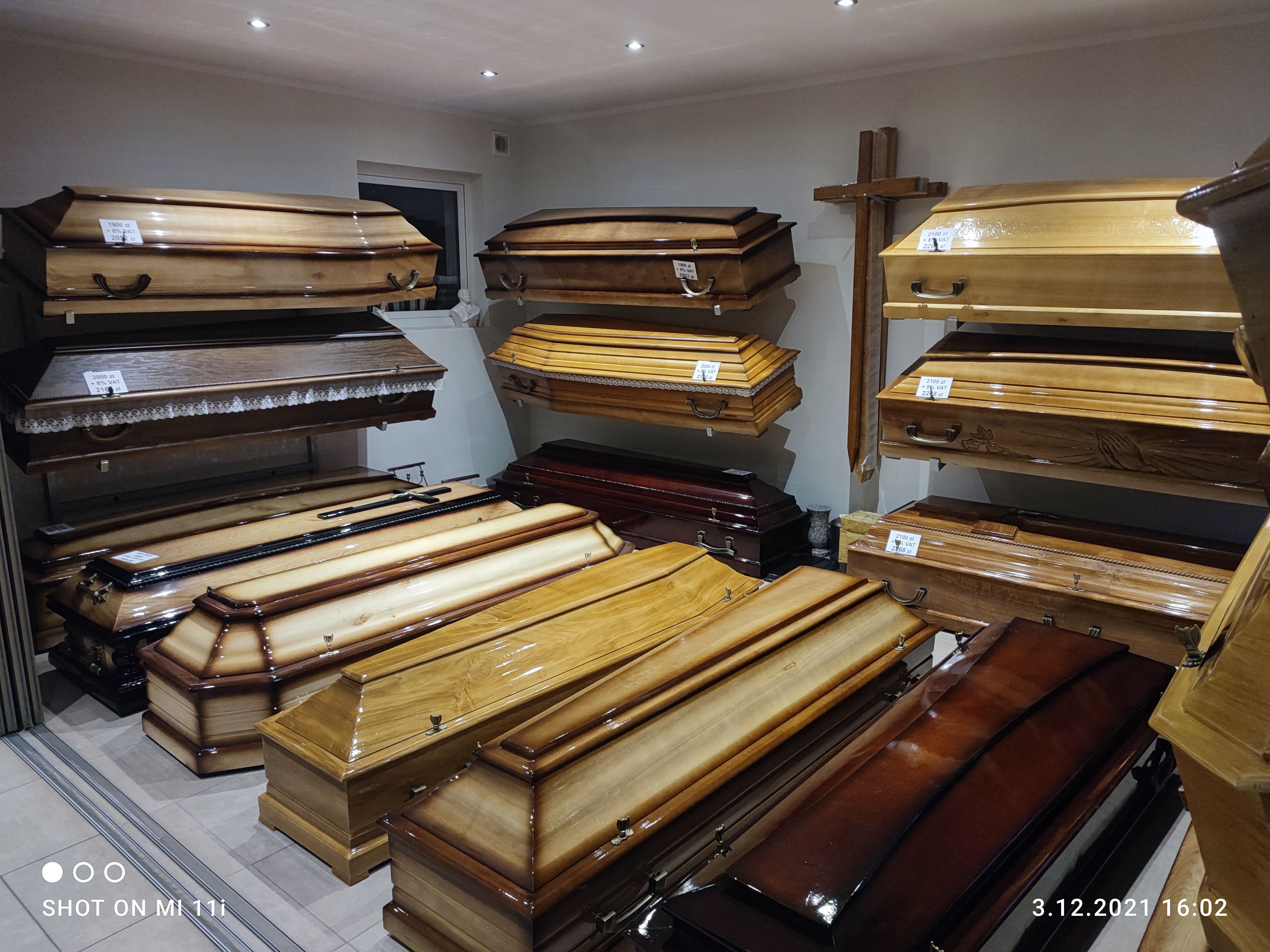 Pogrzeb usługi karawan nagrobki kamieniarstwo nysa