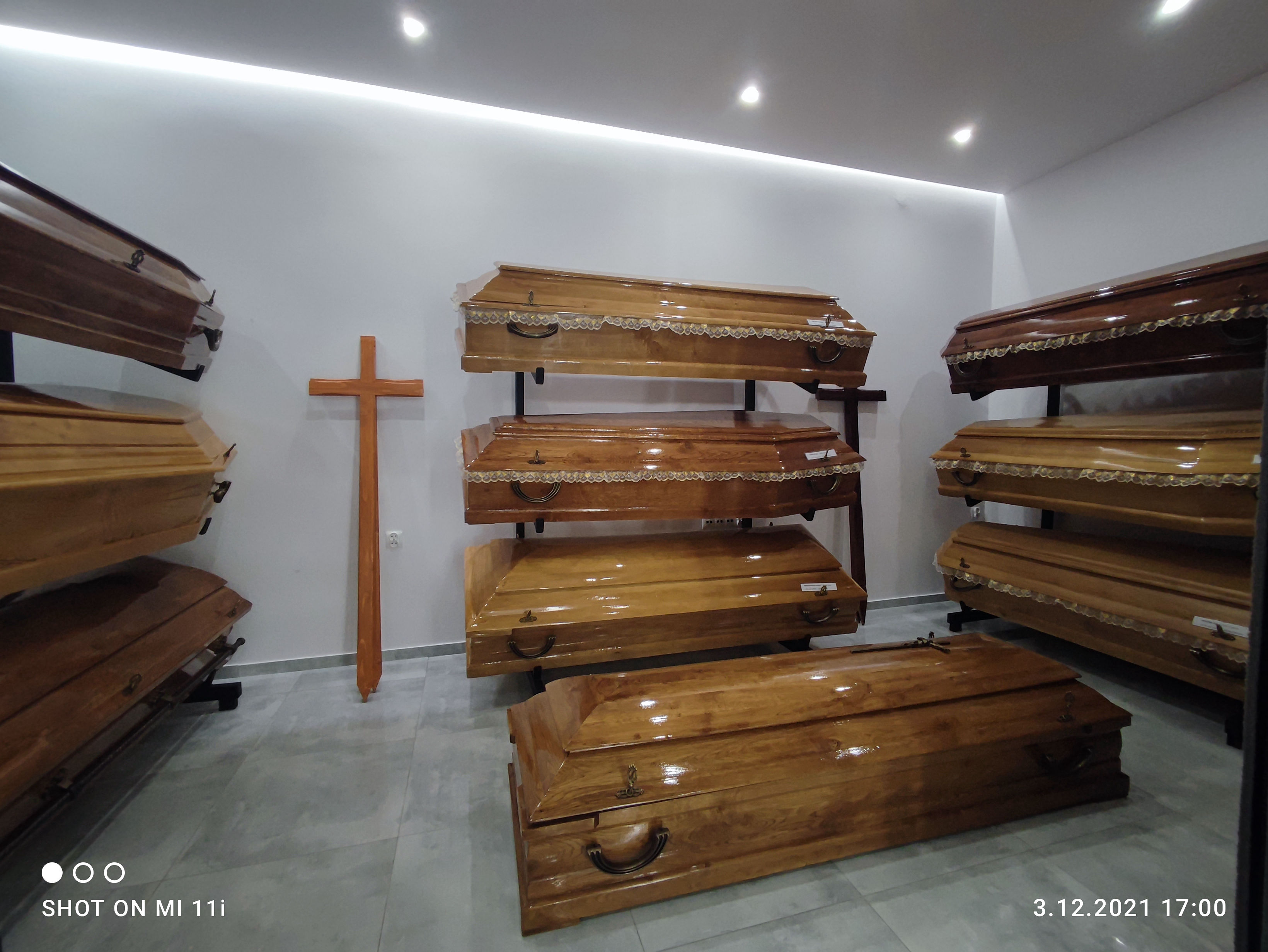 Pogrzeb usługi karawan nagrobki kamieniarstwo nysa